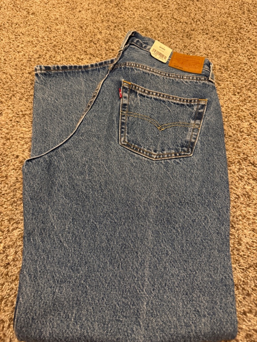 Levi's premium 501 90s jeans **NWT**